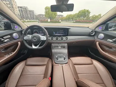 Mercedes-Benz E-Class 2020, 54000 км, за 24753.55 USD - фото 10