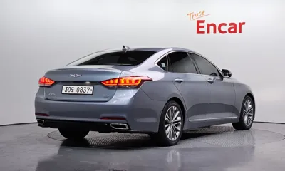 Hyundai Genesis 2016, 82928 км, за 7928.64 USD