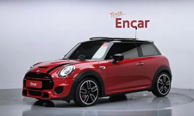 MINI Cooper · 2021 год