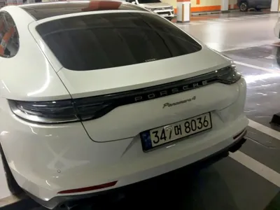Porsche Panamera 2024, 30000 км, за 91205.26 USD