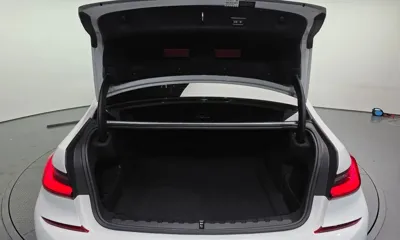BMW 3-Series 2021, 124406 км, за 15953.63 USD - фото 20
