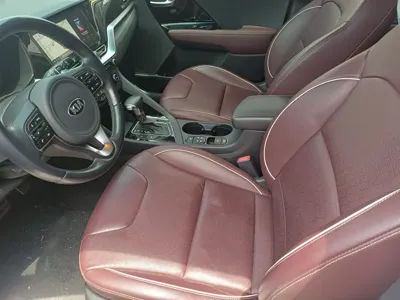 Kia Niro 2020, 114732 км, за 11074.92 USD - фото 9