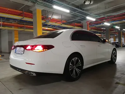 Mercedes-Benz E-Class 2025, 1367 км, за 28095.05 USD