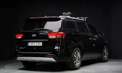 Kia Canival 2016, 146719 км, за 6381.45 USD