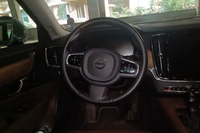 Volvo S90 2020, 86700 км, за 17493 USD - фото 13