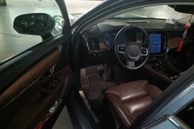Volvo S90 2020, 86700 км, за 17493 USD - фото 19