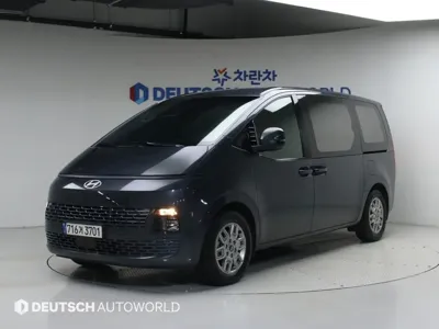 Hyundai Staria · 2025 год