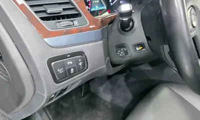 Hyundai Equus 2015, 44301 км, за 10744.28 USD - фото 17