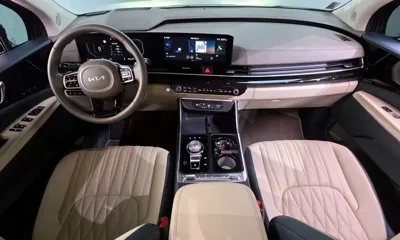 Kia Canival 2025, 25643 км, за 54460.04 USD - фото 7