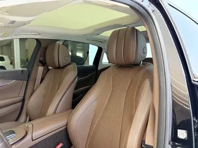 Mercedes-Benz E-Class 2022, 30000 км, за 34578.49 USD - фото 11