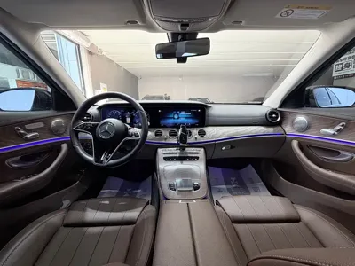 Mercedes-Benz E-Class 2022, 30000 км, за 34578.49 USD - фото 12