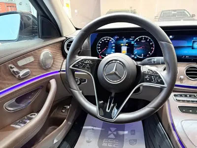 Mercedes-Benz E-Class 2022, 30000 км, за 34578.49 USD - фото 13