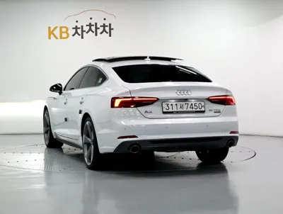 Audi A5 2019, 34544 км, за 17773.37 USD