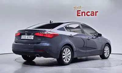 Kia K3 2015, 123666 км, за 3872.92 USD