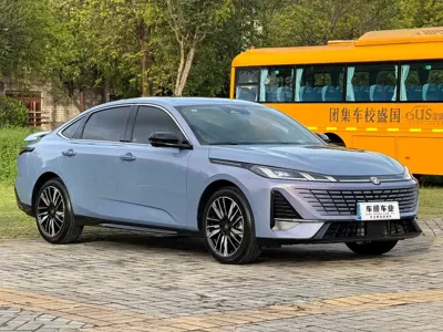Changan Eado 2025, 3900 км, за 10726.54 USD