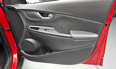 Hyundai Kona 2018, 91980 км, за 7735.81 USD - фото 24