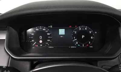 Land Rover Discovery 2025, 18352 км, за 48232.57 USD - фото 8