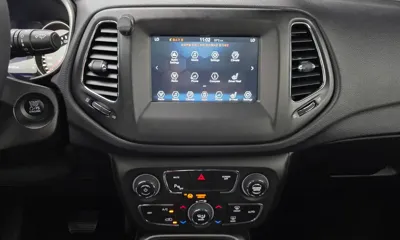 Jeep Compass 2018, 36425 км, за 7670.8 USD - фото 19