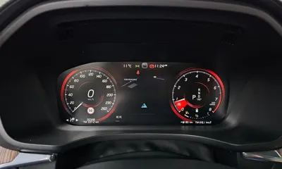 Volvo XC60 2021, 20348 км, за 29732.4 USD - фото 8