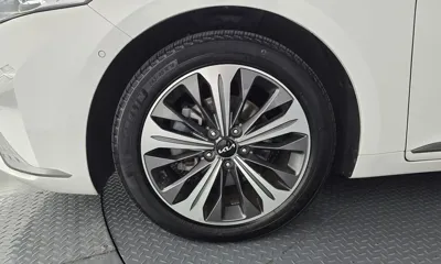 Kia K8 2023, 99656 км, за 19209.47 USD