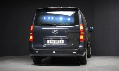 Hyundai Starex 2019, 80643 км, за 11954.8 USD