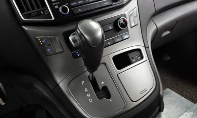 Hyundai Starex 2019, 80643 км, за 11954.8 USD - фото 9