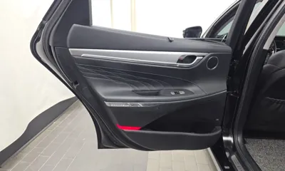 Hyundai Grandeur 2020, 94465 км, за 14918.57 USD - фото 25