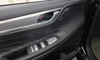 Hyundai Grandeur 2020, 94465 км, за 14918.57 USD - фото 33