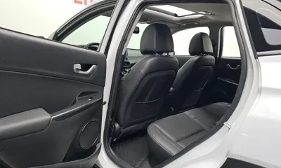 Hyundai Kona 2018, 72901 км, за 7488.44 USD - фото 11