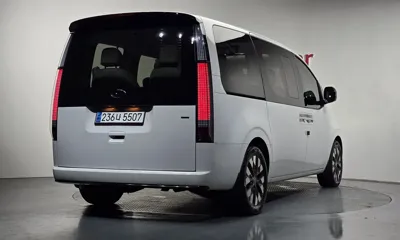 Hyundai Staria