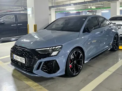 Audi RS3 2024, 12000 км, за 47454.97 USD
