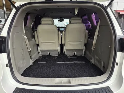Kia Canival 2019, 141626 км, за 9376.83 USD - фото 12