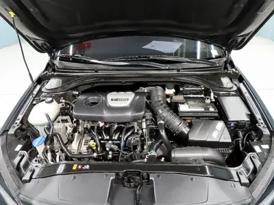 Hyundai Avante 2018, 80571 км, за 8318.47 USD - фото 6
