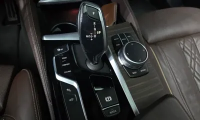 BMW 5-Series 2019, 74565 км, за 18916.98 USD - фото 9