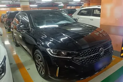 Volkswagen Lavida 2023, 30400 км, за 14455 USD