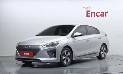 Hyundai Ioniq · 2017 год