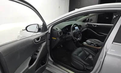 Hyundai Ioniq 2017, 174068 км, за 5579.62 USD - фото 10