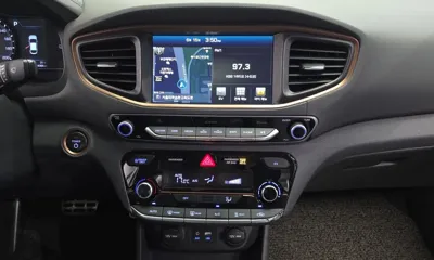 Hyundai Ioniq 2017, 174068 км, за 5579.62 USD - фото 14
