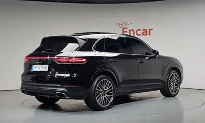 Porsche Cayenne 2021, 77875 км, за 44605.05 USD