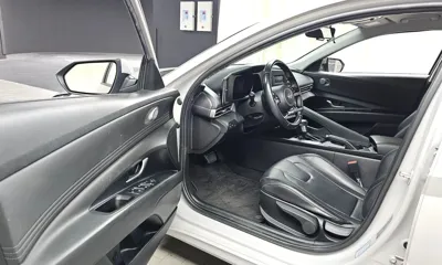 Hyundai Avante 2022, 144115 км, за 7488.44 USD - фото 10