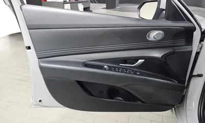 Hyundai Avante 2022, 144115 км, за 7488.44 USD - фото 24