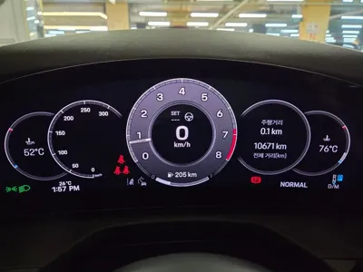 Porsche Panamera 2025, 10600 км, за 115188.1 USD - фото 8