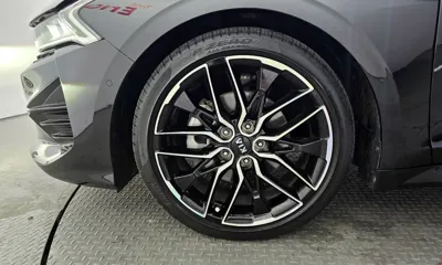 Kia K5 2021, 27199 км, за 16256.84 USD