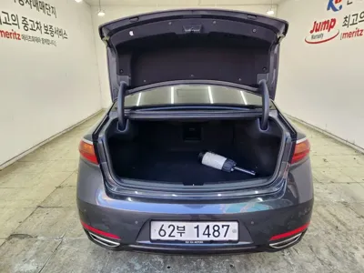 Kia K7 2018, 198300 км, за 5156.01 USD - фото 7