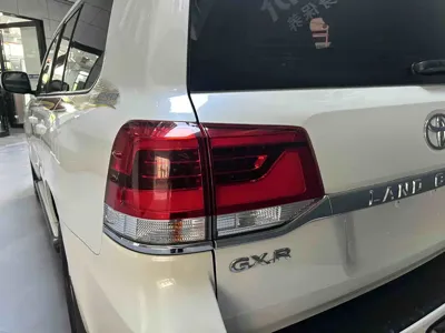 Toyota Land Cruiser 2020, 70000 км, за 69078.85 USD