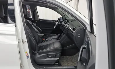 Volkswagen Tiguan 2020, 74656 км, за 14295 USD - фото 11