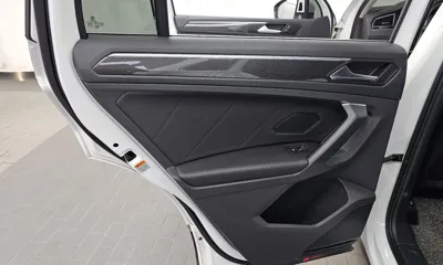 Volkswagen Tiguan 2020, 74656 км, за 14295 USD - фото 25