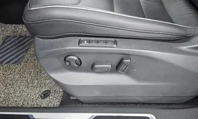 Volkswagen Tiguan 2020, 74656 км, за 14295 USD - фото 32