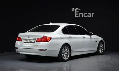 BMW 5-Series 2016, 131920 км, за 6837.27 USD