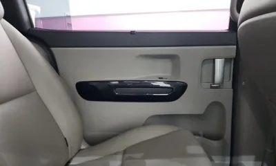 Kia Canival 2017, 138690 км, за 6761.19 USD - фото 25